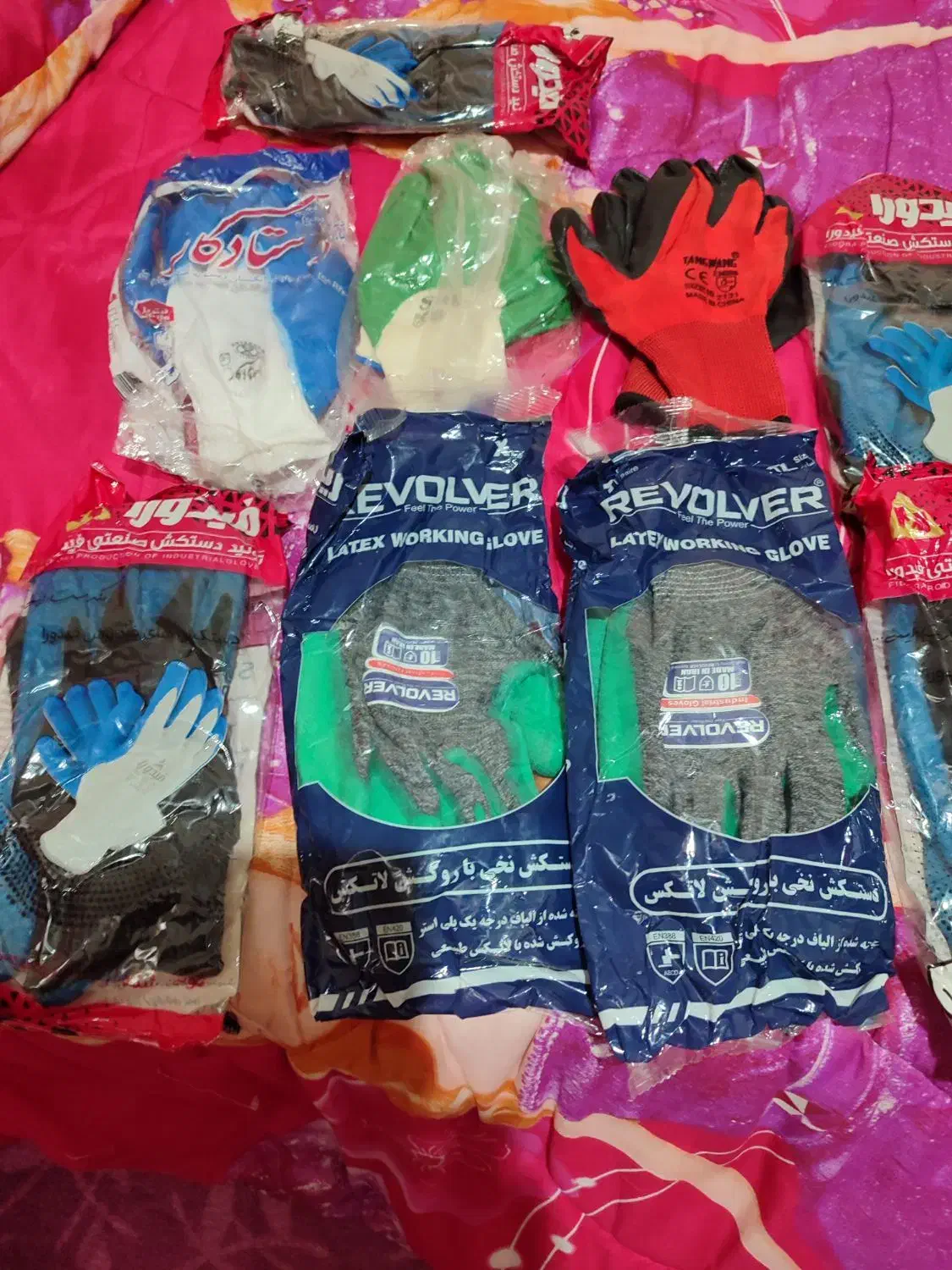 دستکش کار|لباس|شوشتر, |دیوار