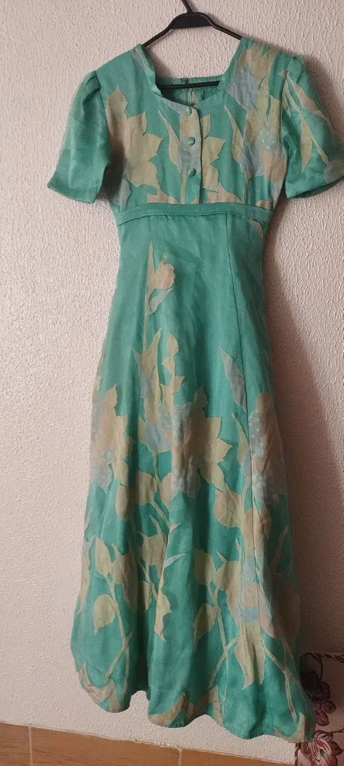 لباس مجلسی سایز۴۴تا۴۶ تمیزدرحد نو|لباس|شاهین‌شهر, شهرک گلدیس|دیوار