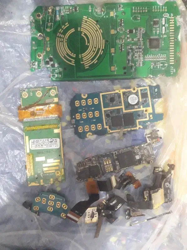 37گوشی سالم وخراب وبرد|موبایل|پاکدشت, حصار امیر|دیوار