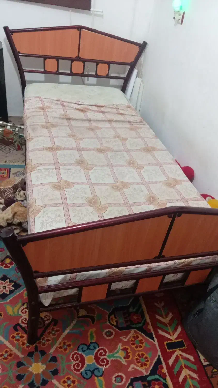 تخت خواب فلزی|تخت و سرویس خواب|رودسر, |دیوار