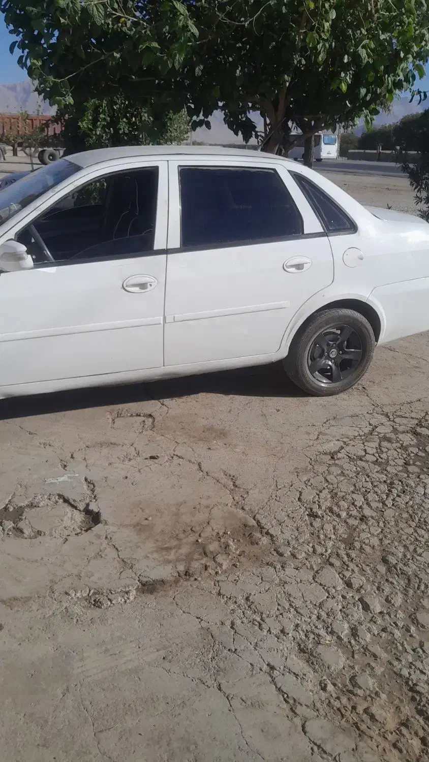 لیفان ۵۲۰|خودرو سواری و وانت|بیستون, |دیوار