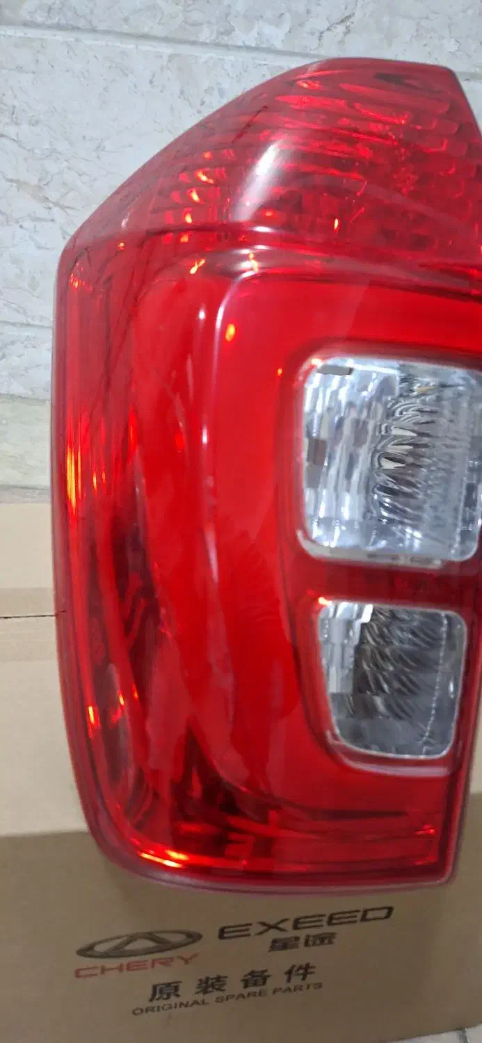 چراغ خطر چپ و لامپ دی لایت mvm x33s اصلی|قطعات یدکی و لوازم جانبی|تهران, نمایشگاه بین المللی|دیوار