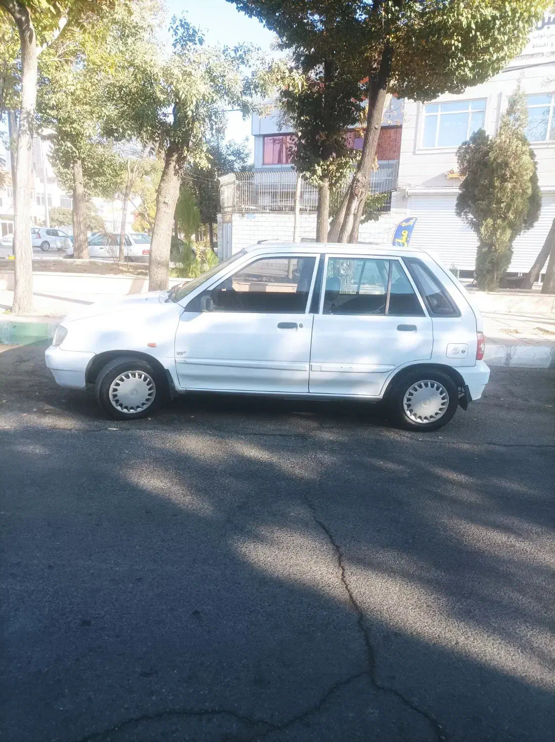 111مدل 92|خودرو سواری و وانت|اراک, |دیوار