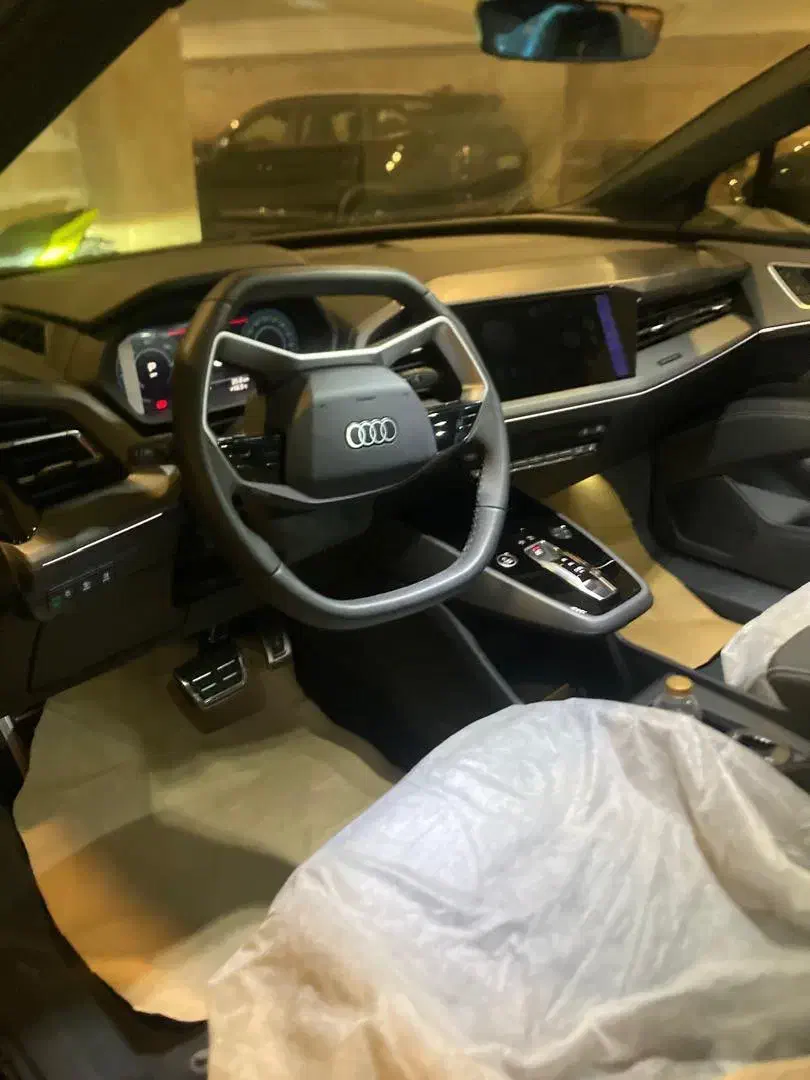 آئودی Q5 ای ترون مشکی(Black package) تیپ ۴ مدل۲۰۲۴|خودرو سواری و وانت|تهران, شهرک نفت|دیوار