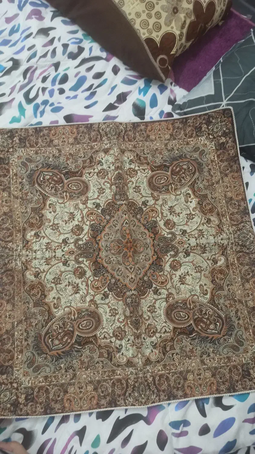 رومیزی|پرده، رانر، رومیزی|اصفهان, عطار نیشابوری|دیوار