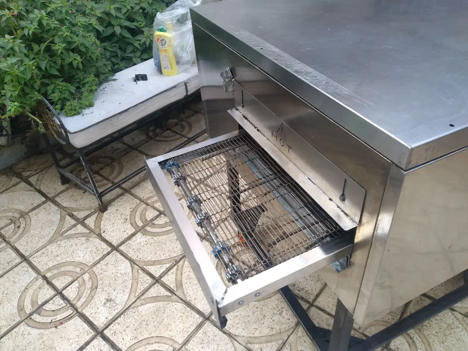 فرریلی پیتزا|کافی‌شاپ و رستوران|ری, دولت‌آباد|دیوار