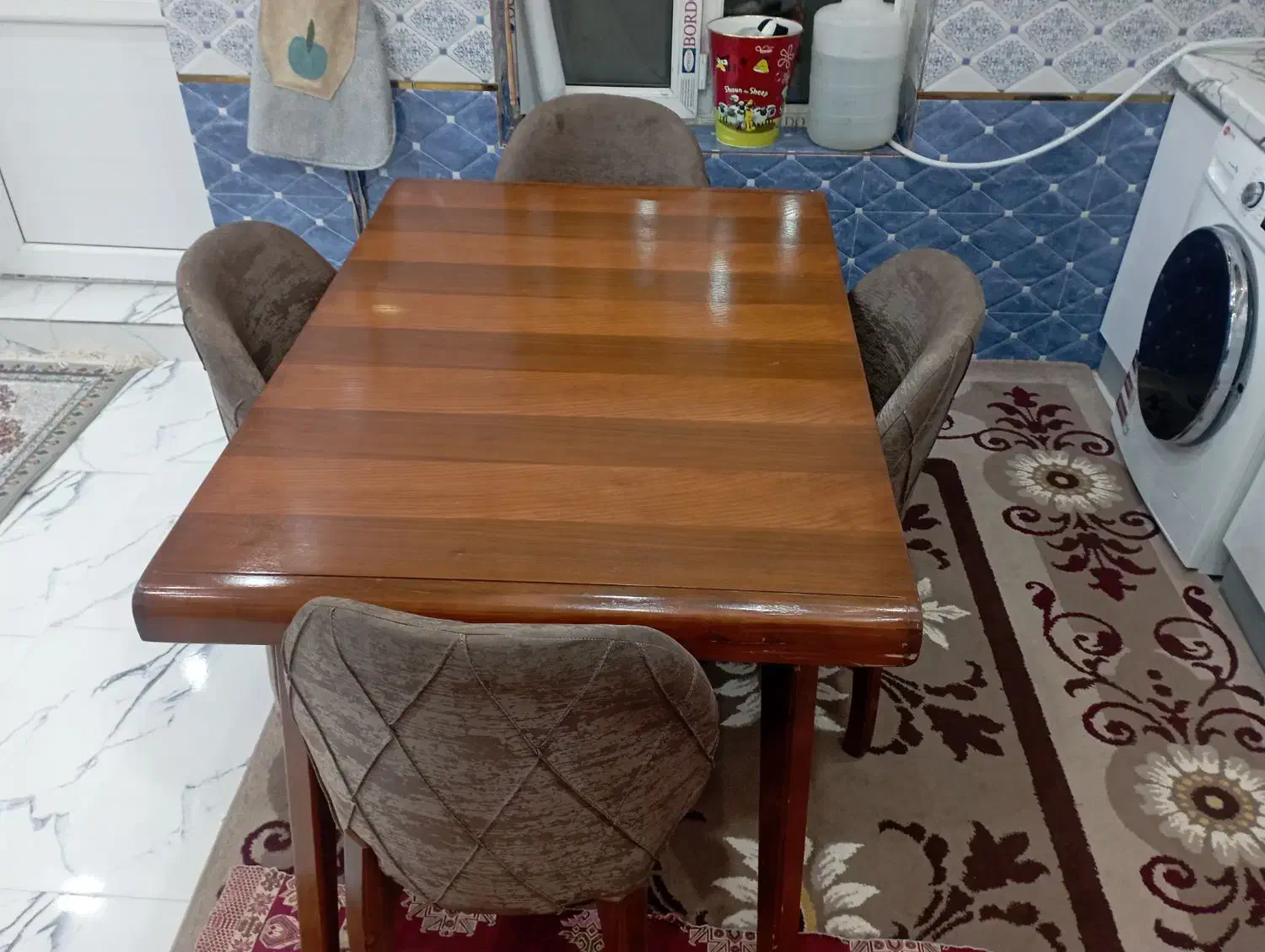 میز غذا خوری|میز و صندلی غذاخوری|شوط, |دیوار