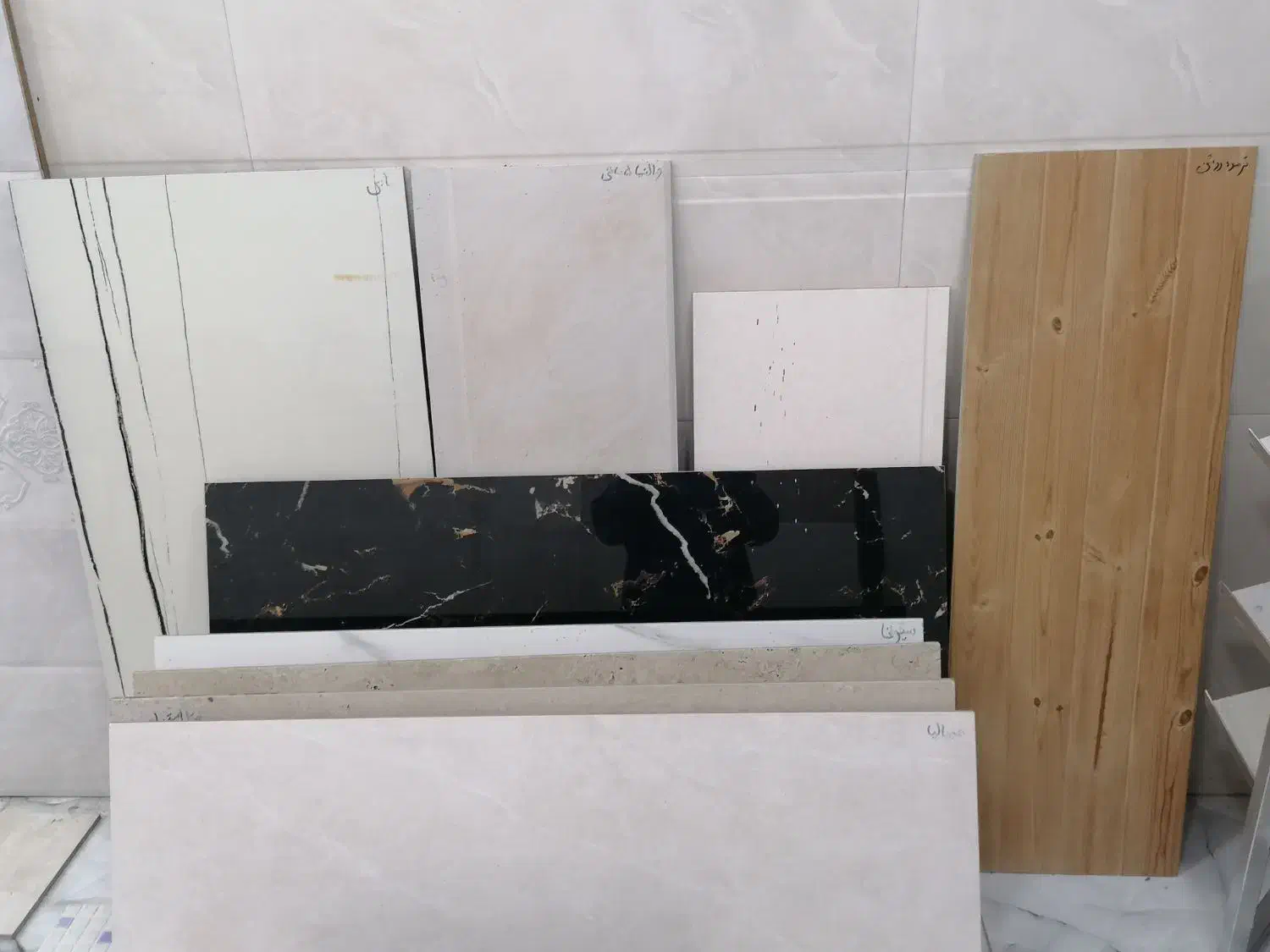 کاشی و سرامیک|مصالح و تجهیزات ساختمان|لنگرود, |دیوار