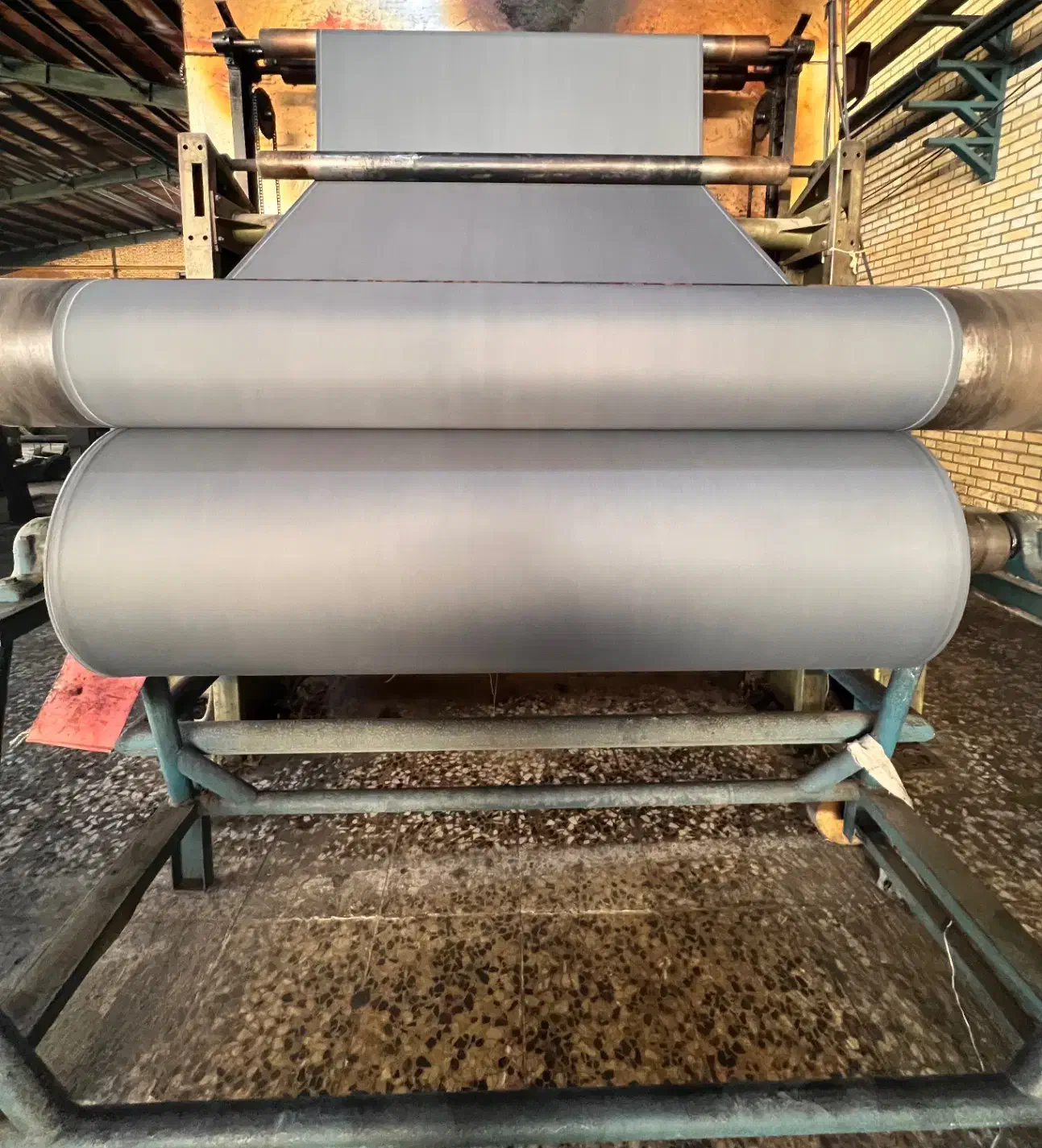 استخدام کارگر آقا ماهر به رنگرزی پارچه|استخدام صنعتی، فنی، مهندسی|شاهین‌شهر, شهرک صنعتی مورچه خورت|دیوار