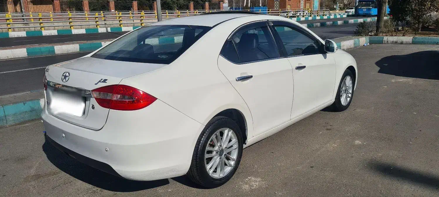 جک j5 اتومات ۱۸۰۰cc مدل ۹۴|خودرو سواری و وانت|تهران, هروی|دیوار