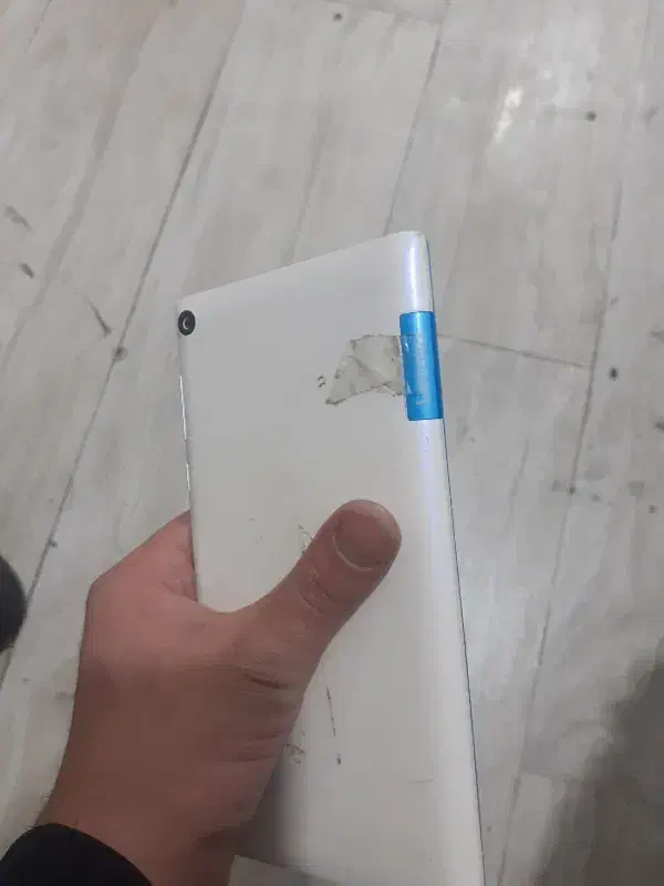 تبلت لئو ، خراب|تبلت|تهران, شمس‌آباد|دیوار