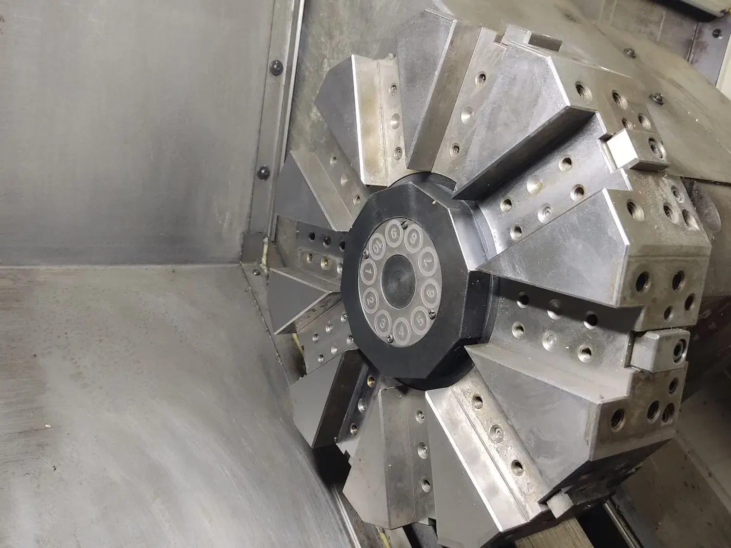 کارگر ساده ، نقاش ، صافکار|استخدام صنعتی، فنی، مهندسی|تهران, حسنآباد|دیوار