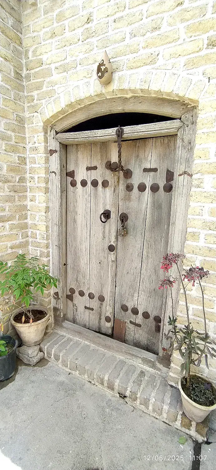 کلبه شیک و دنج در طرقبه با آلاچیق و آتشکده|اجارهٔ کوتاه‌مدت ویلا و باغ|مشهد, ویلاشهر|دیوار