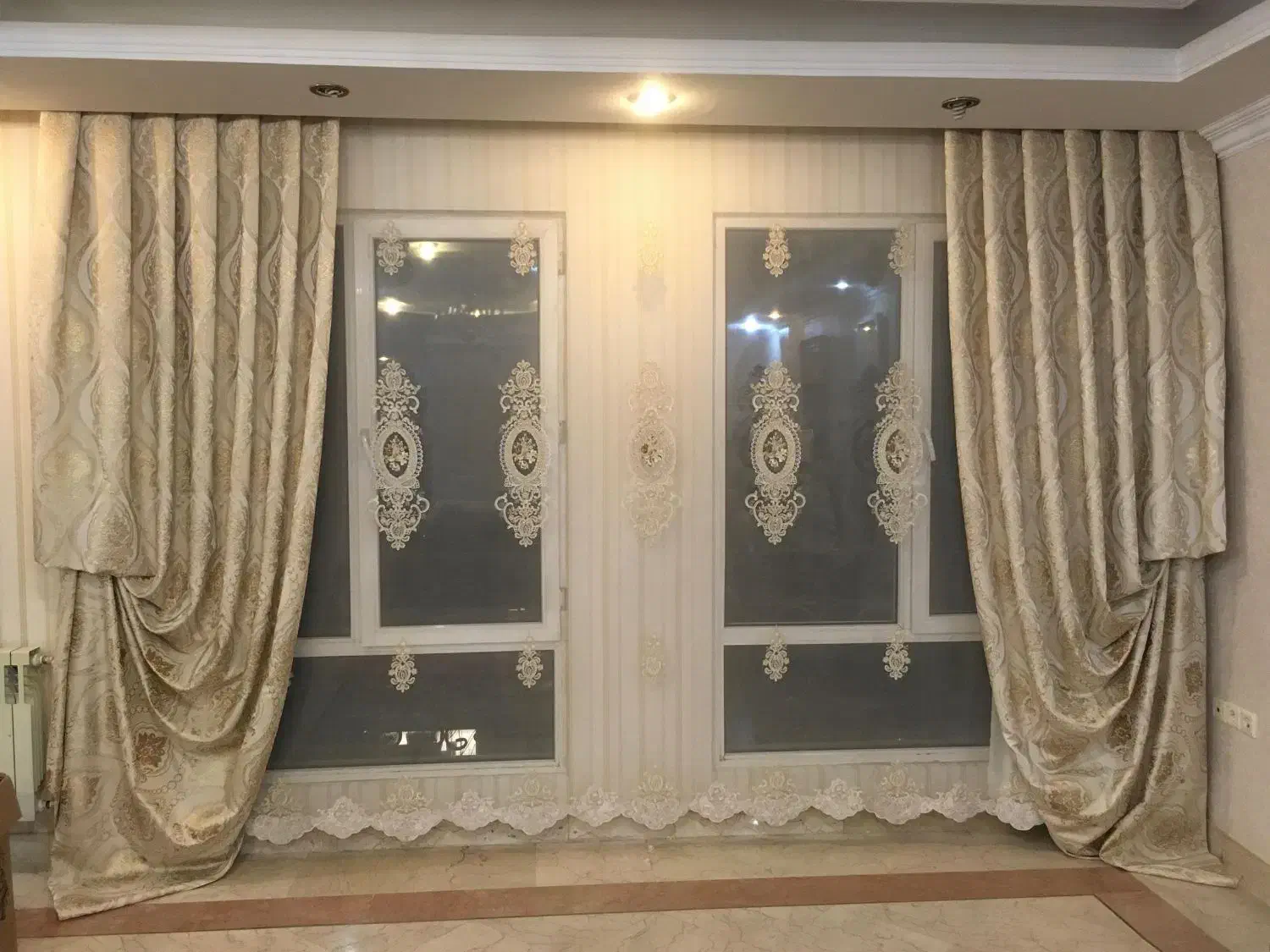 پرده سرا|پرده، رانر، رومیزی|پردیس, فاز ۱|دیوار