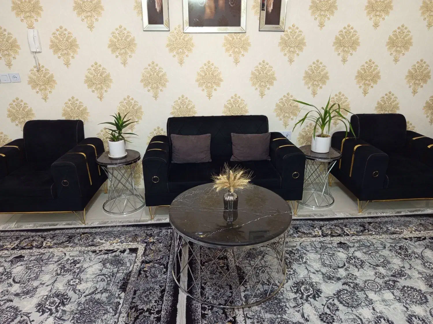 مبل ۷نفره همراه میز سنگی|مبلمان خانگی و میز عسلی|مشهد, شهرک بهارستان|دیوار