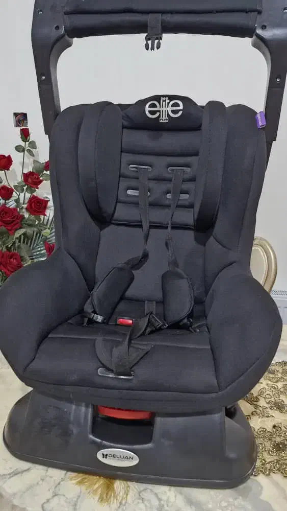 صندلی ماشین کودک|تخت و صندلی بچه|میاندوآب, |دیوار