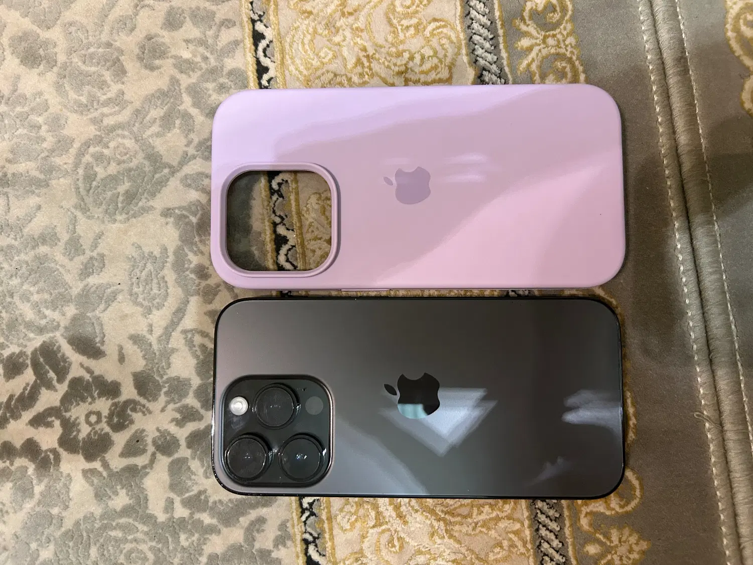 iphone 14 pro|موبایل|رشت, سیا اسطلخ|دیوار