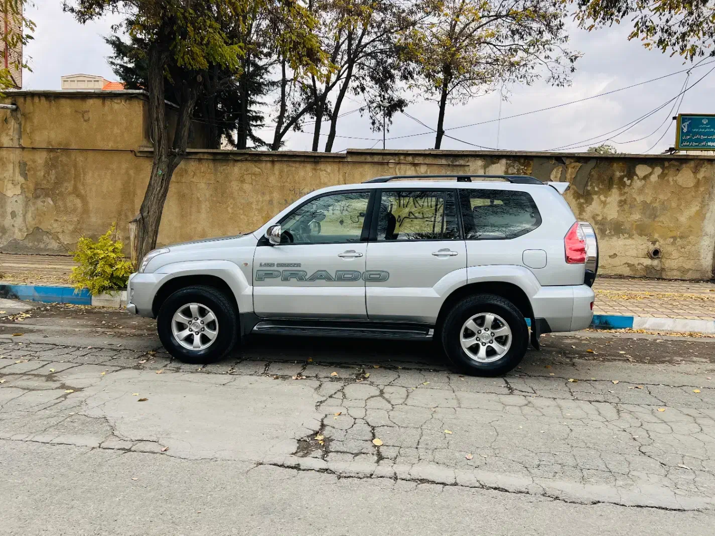 تویوتا پرادو چهار در2006اتومات|خودرو سواری و وانت|سنندج, |دیوار