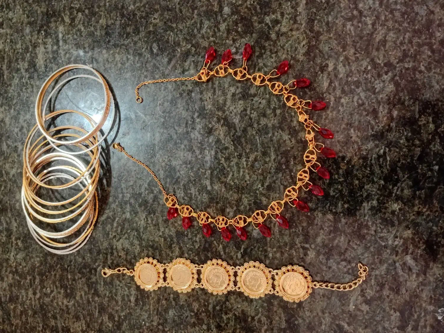 فروش طلای  روسی.رنگ ثابت|بدلیجات|آبدانان, |دیوار