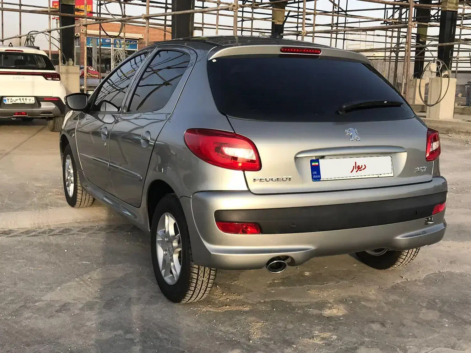 پژو ۲۰۷|خودرو سواری و وانت|تهران, گلستان (شهرک راه آهن)|دیوار