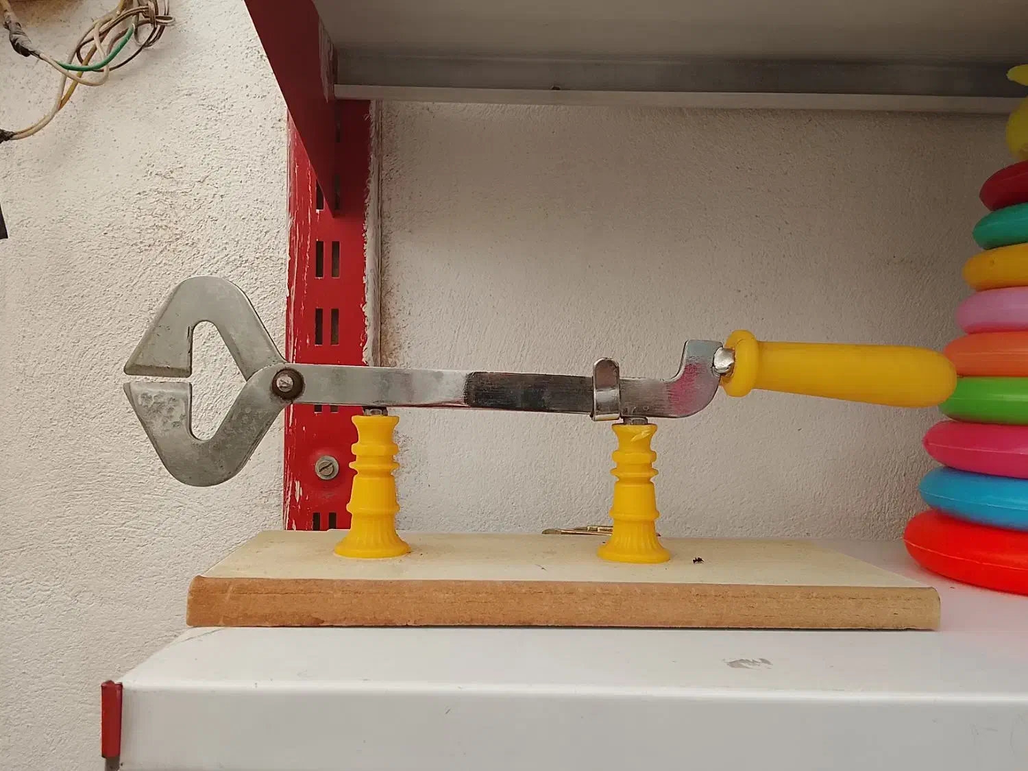 قند شکن در حد نوع|ظروف پختوپز|ابهر, |دیوار