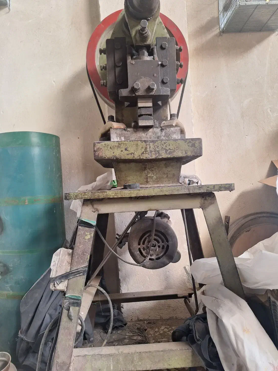 پرس۶تن|ماشینآلات صنعتی|اصفهان, جاوان|دیوار