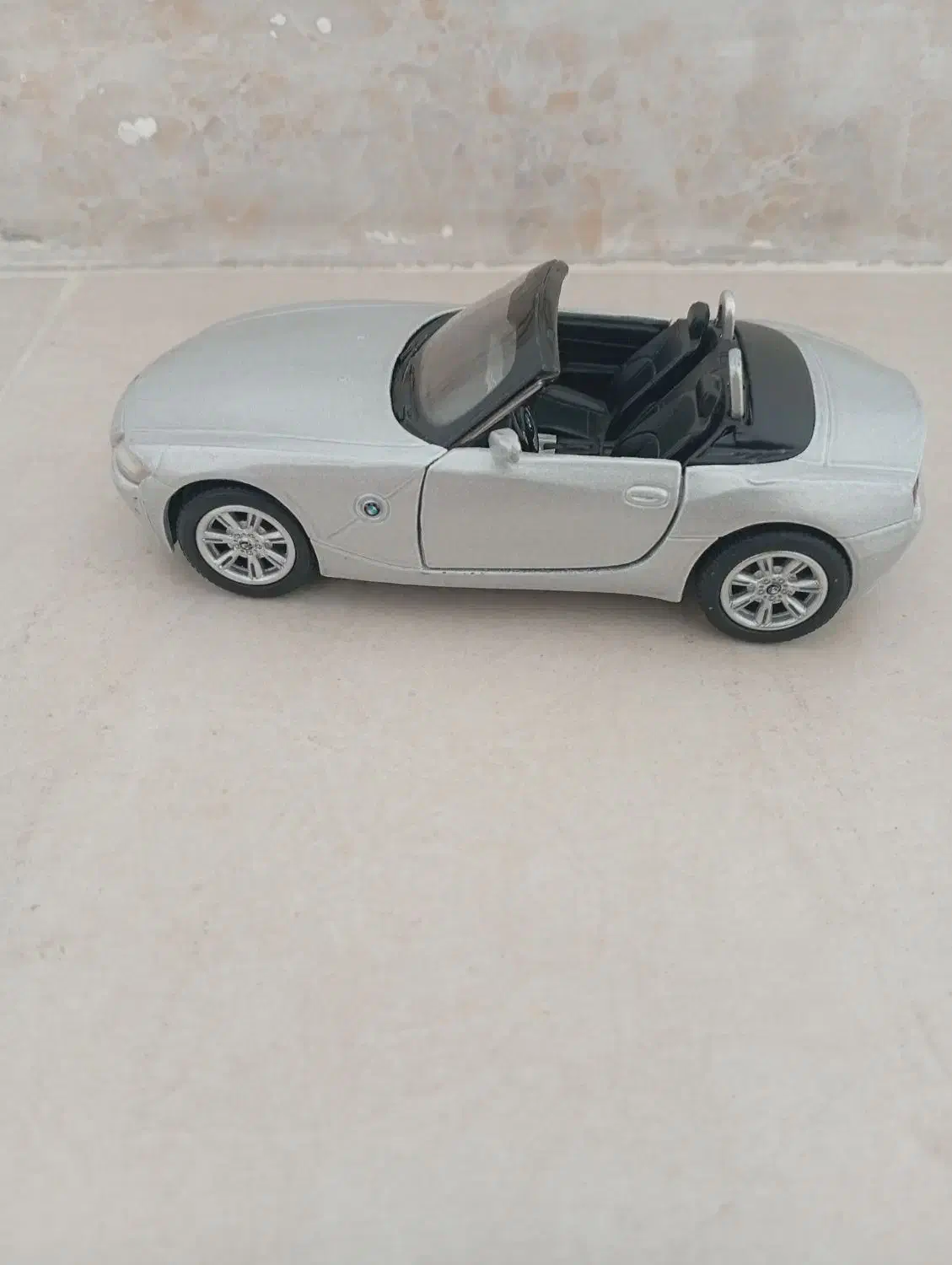 ماشین اسباب بازی مدل BMW Z4|اسباب‌‌بازی|قم, پردیسان|دیوار