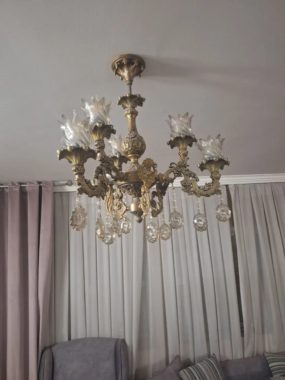 لوستر ۳ شاخه در حد نو نو|لوستر و چراغ آویز|اصفهان, ملک|دیوار