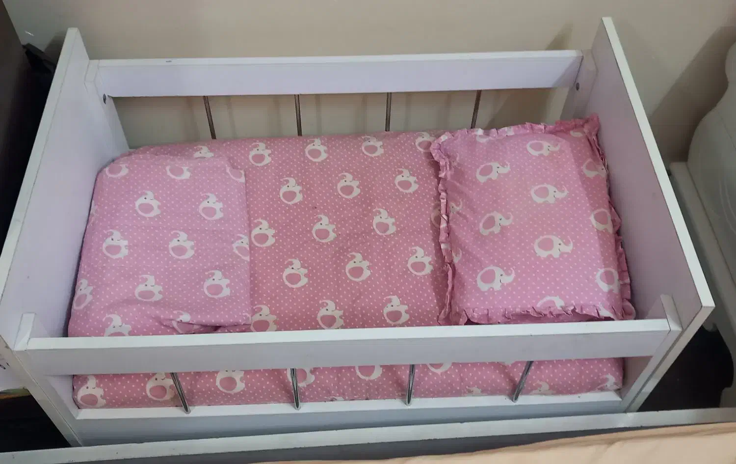 تخت دوکاره(گهواره)|تخت و صندلی بچه|ساوه, |دیوار