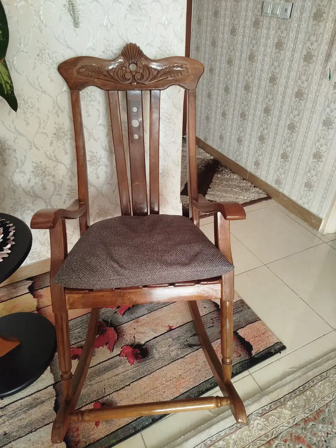 صندلی راک|صندلی و نیمکت|محمدشهر, محمدشهر|دیوار