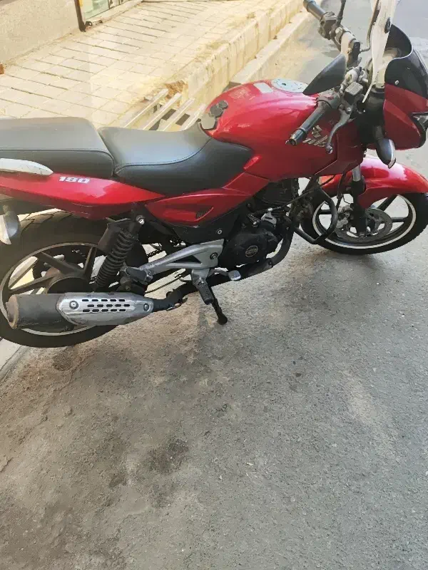 پالس ۱۸۰ ug5|موتورسیکلت|تهران, یاخجی آباد|دیوار