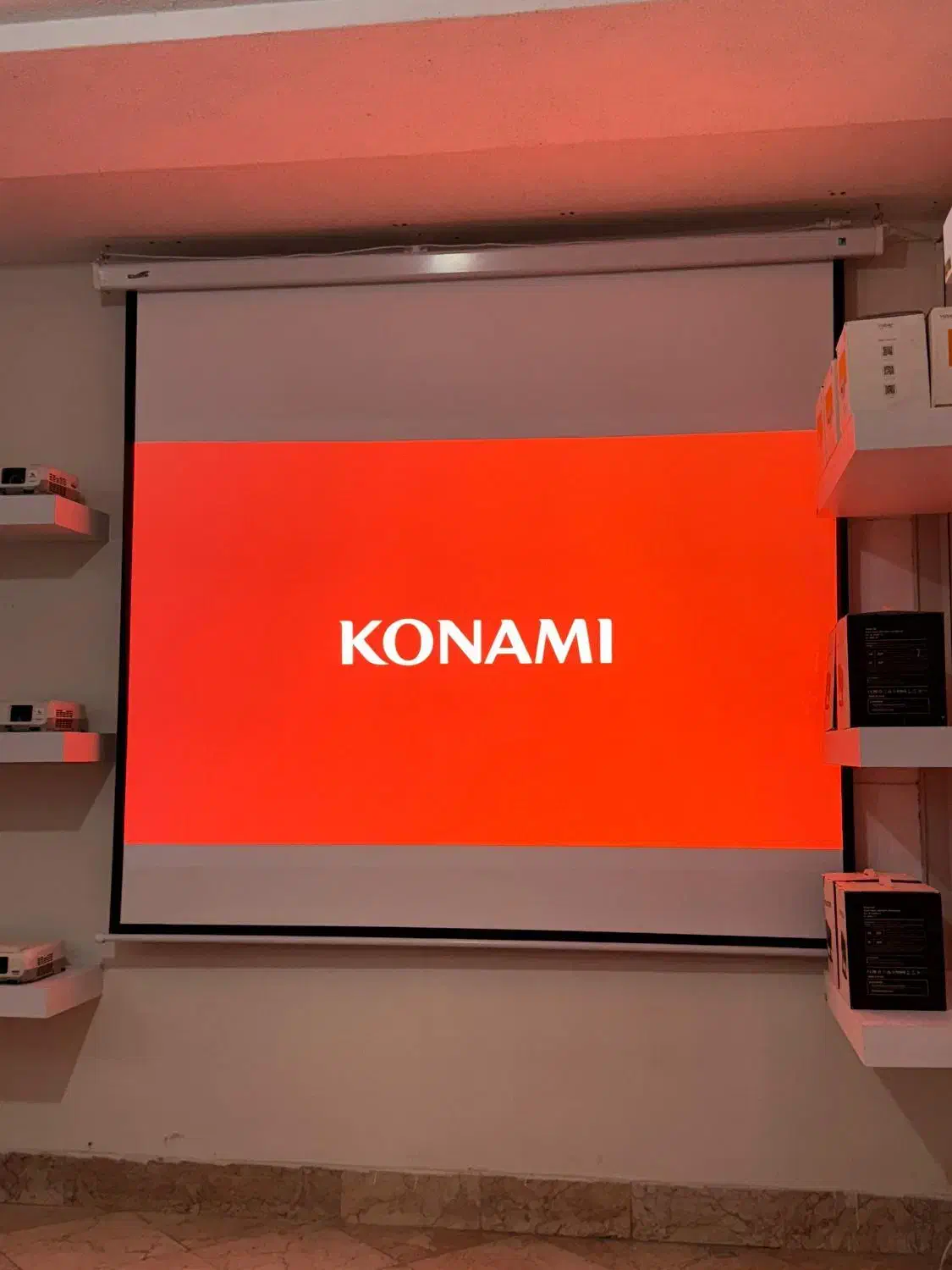 ویدئو پروژکتور ps4 & ps5 کیفیت full hd|تلویزیون و پروژکتور|تهران, دروس|دیوار