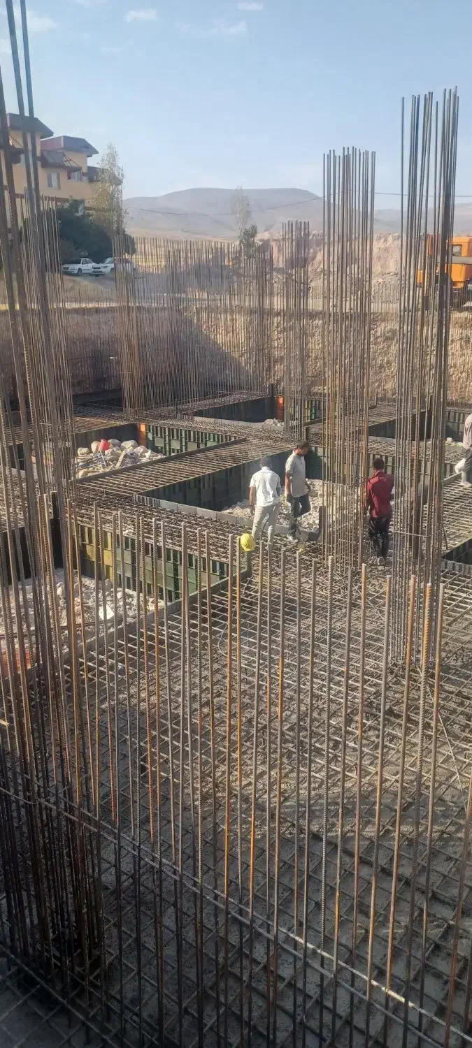 به چند نفر آرماتور بند وقالب بند نیازمندیم|استخدام معماری، عمران و ساختمانی|مشگین شهر, |دیوار