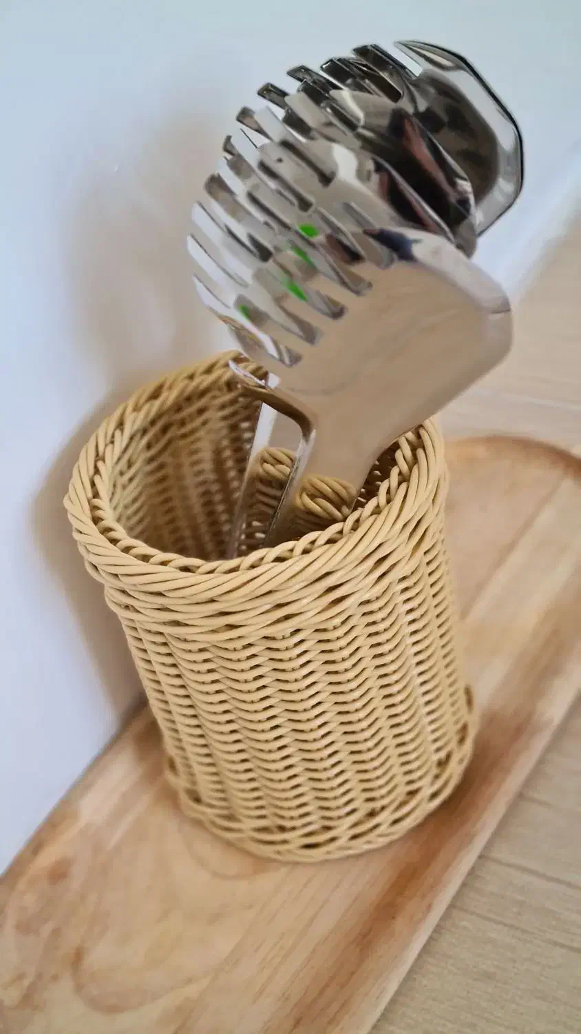 جاقاشقی حصیری|آب‌چکان و نظم‌دهنده ظروف|قم, تولید دارو و یخچال|دیوار