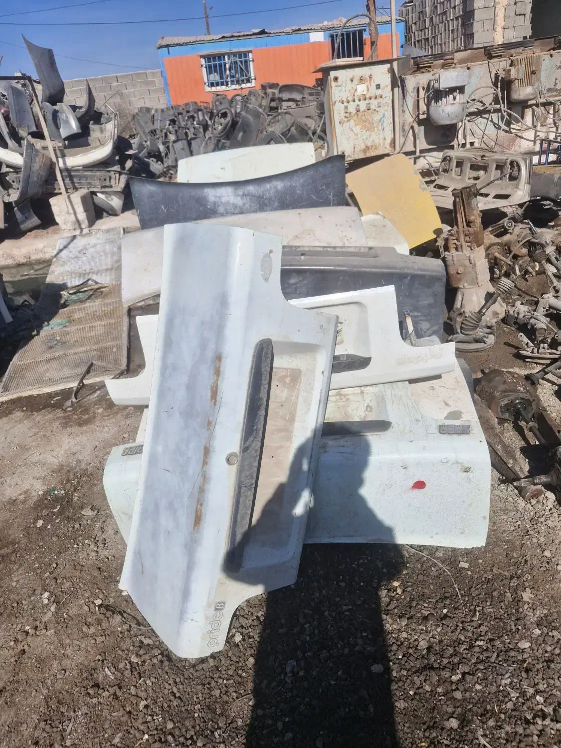 استوک فروشی و خرید خودرو فرسوده|قطعات یدکی و لوازم جانبی|کرمان, |دیوار