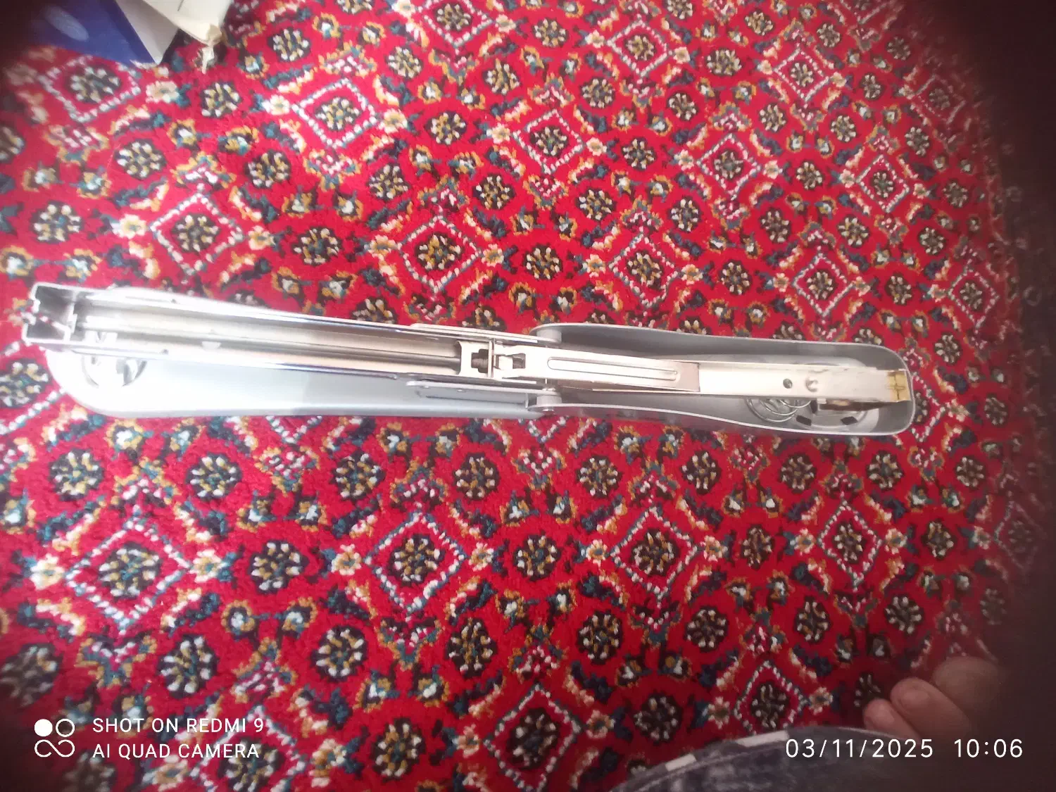 منگنه|لوازم التحریر|بانه, |دیوار