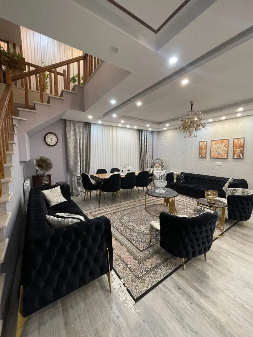 فروش مبل و ناهار خوری چستر پایه طلایی|مبلمان خانگی و میز عسلی|رشت, منظریه|دیوار