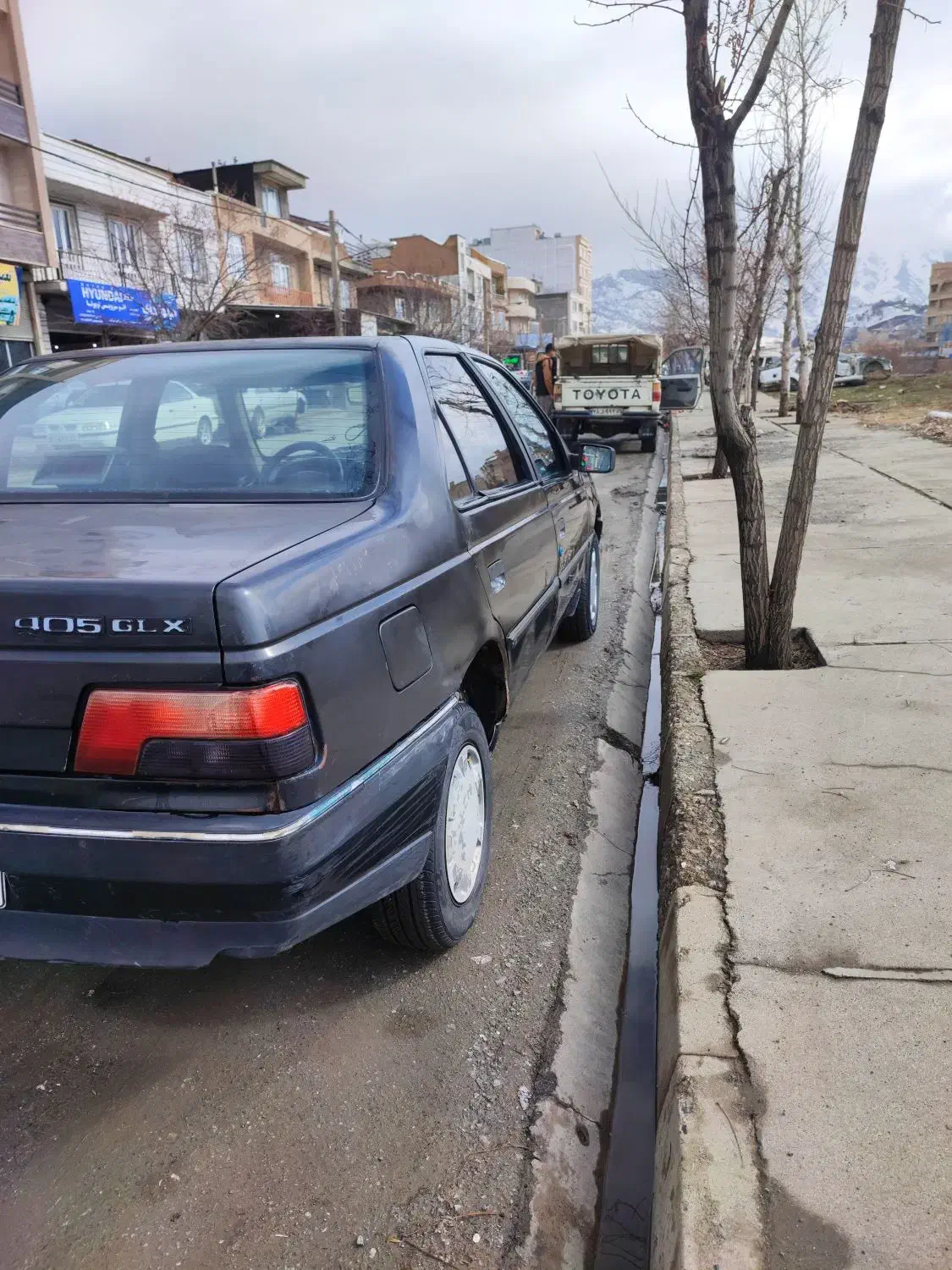 پژو 405 مشکی|خودرو سواری و وانت|پیرانشهر, |دیوار