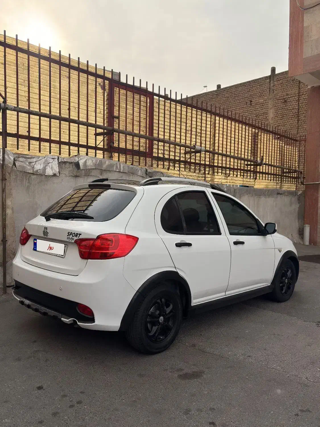 کوییک r 1401|خودرو سواری و وانت|تبریز, |دیوار