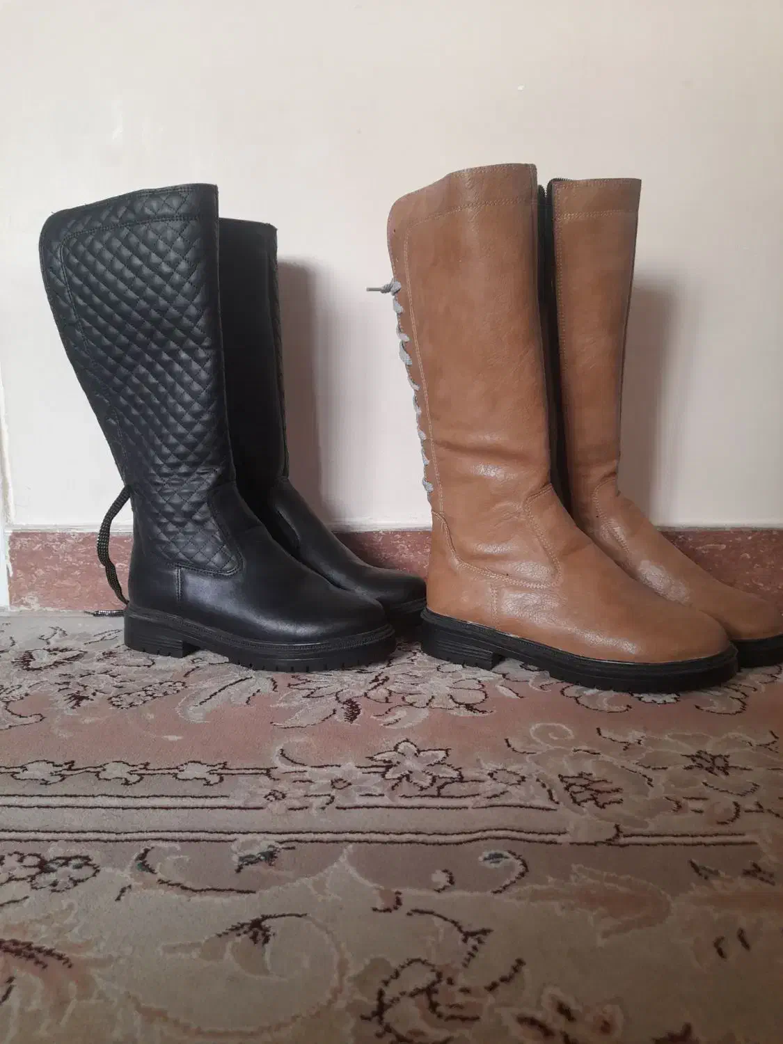 پوتین زنانه ساق بلند،دو جفت|کیف، کفش، کمربند|تبریز, |دیوار