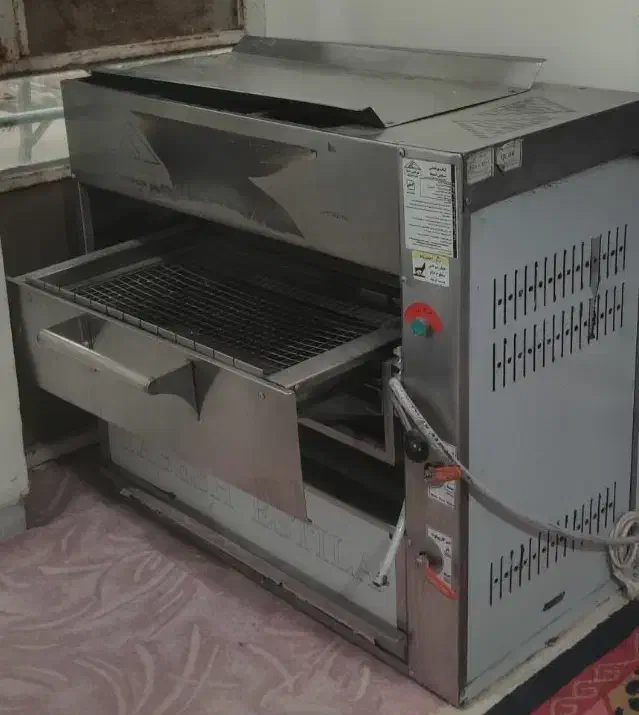 کباب پز تابشی ۱۲ سیخ تابش‌استیلا|اجاق گاز و لوازم برقی پخت‌وپز|زرین آباد, |دیوار