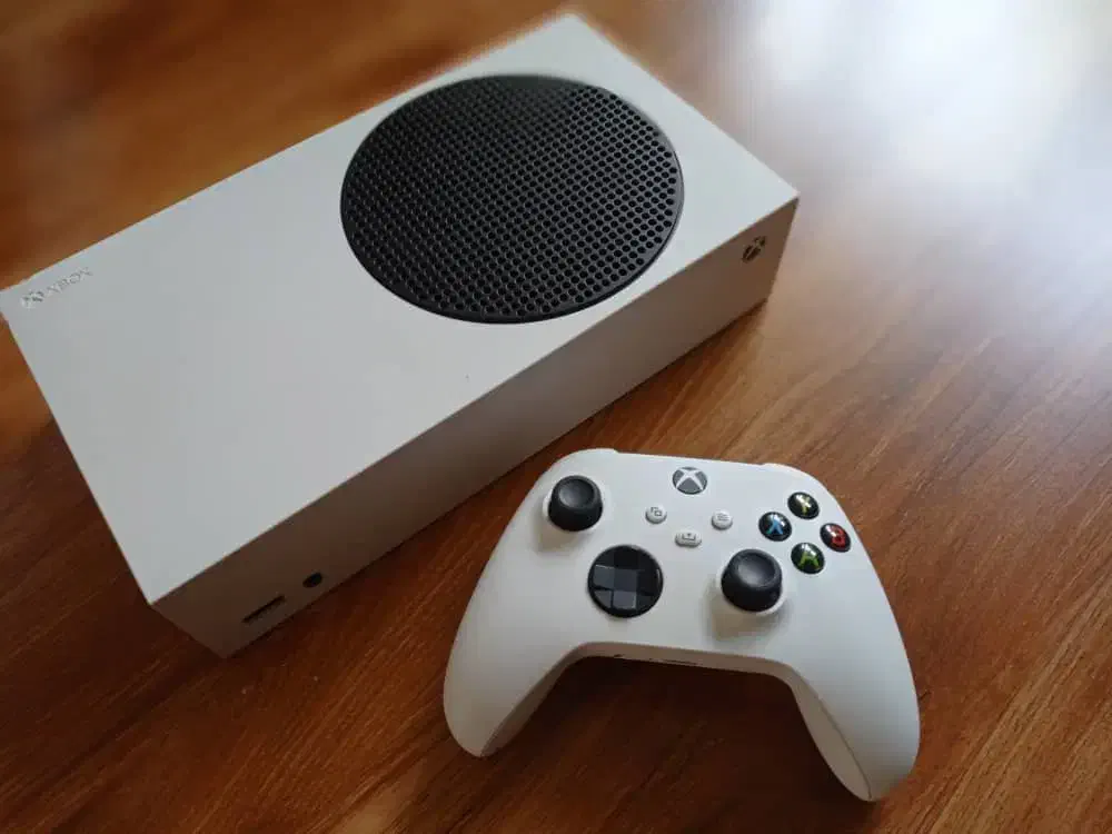 فروش دستگاه xbox series s|کنسول، بازی ویدئویی و آنلاین|اصفهان, سپاهانشهر|دیوار