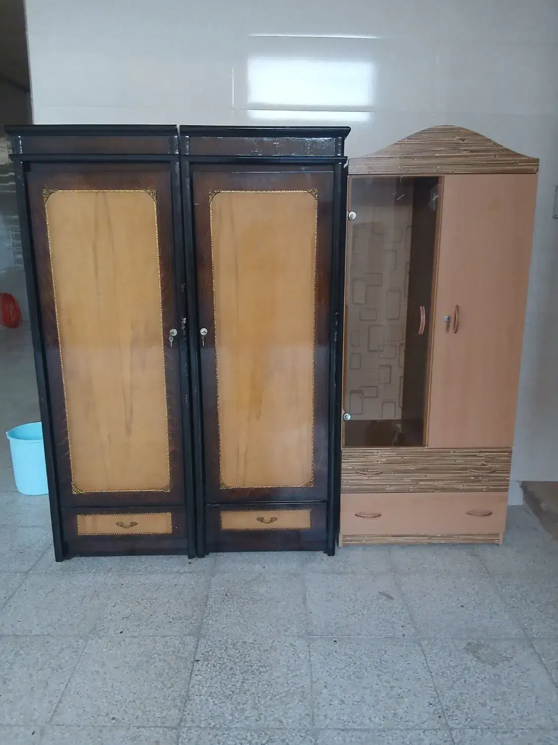 کمد و دراور|جاکفشی، کمد، دراور|لنجان, |دیوار