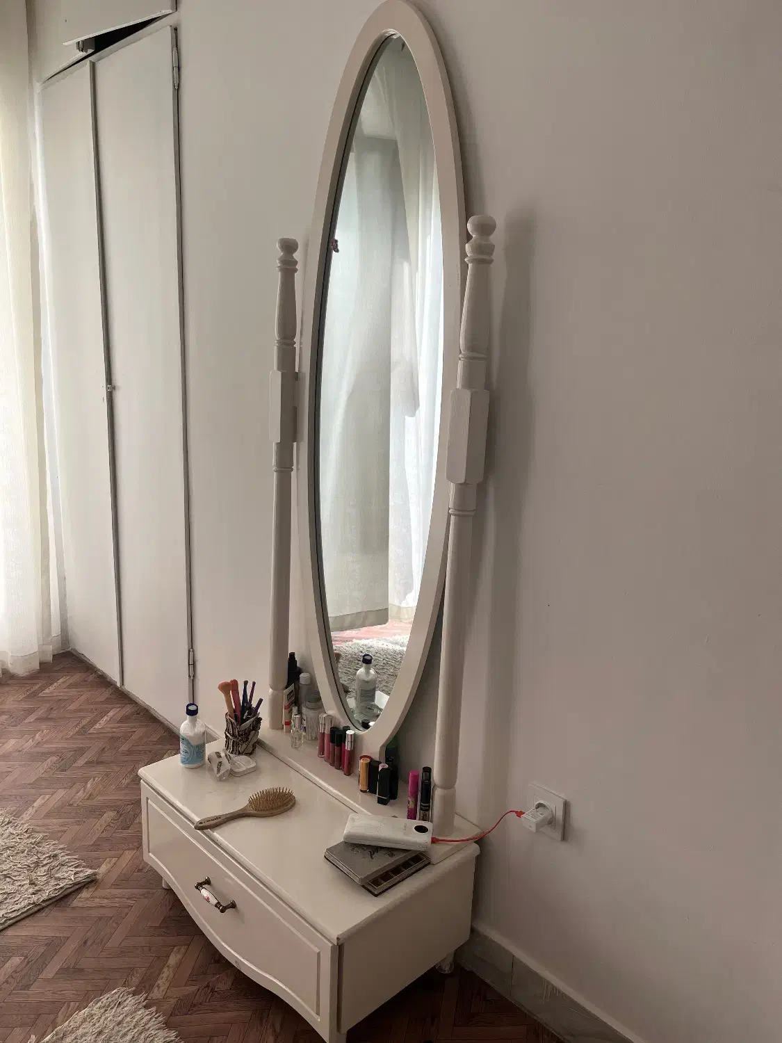 آیینه قدی و کشو در حد نو|جاکفشی، کمد، دراور|تهران, صادقیه|دیوار