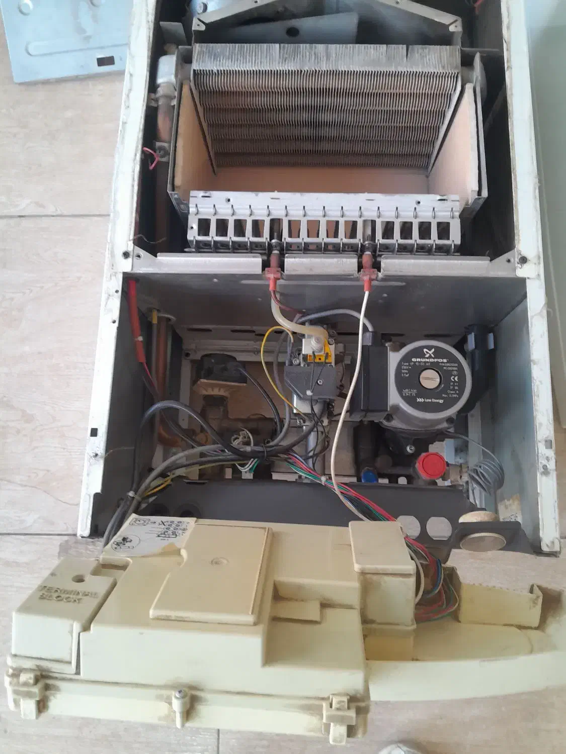 انواع پکیج کارکرده|آبگرمکن، پکیج، شوفاژ|ارومیه, |دیوار