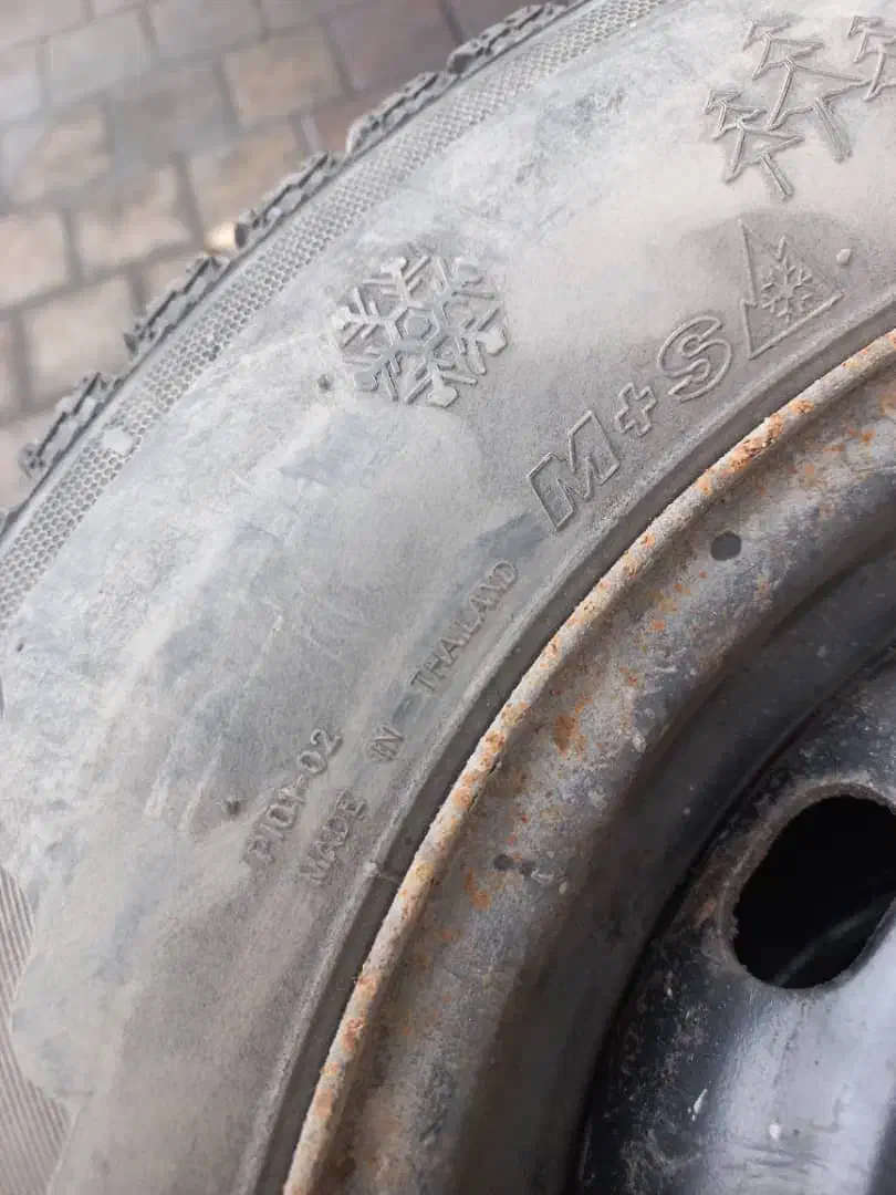 لاستیک یخ شکن|قطعات یدکی و لوازم جانبی|همدان, |دیوار