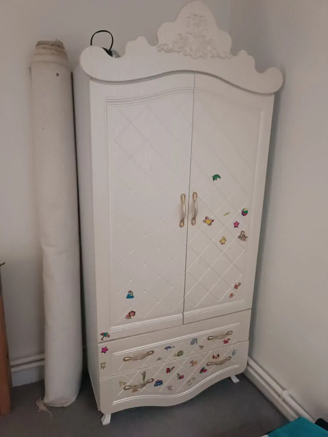 سرویس تخت و کمد بچه|تخت و سرویس خواب|لواسان, |دیوار