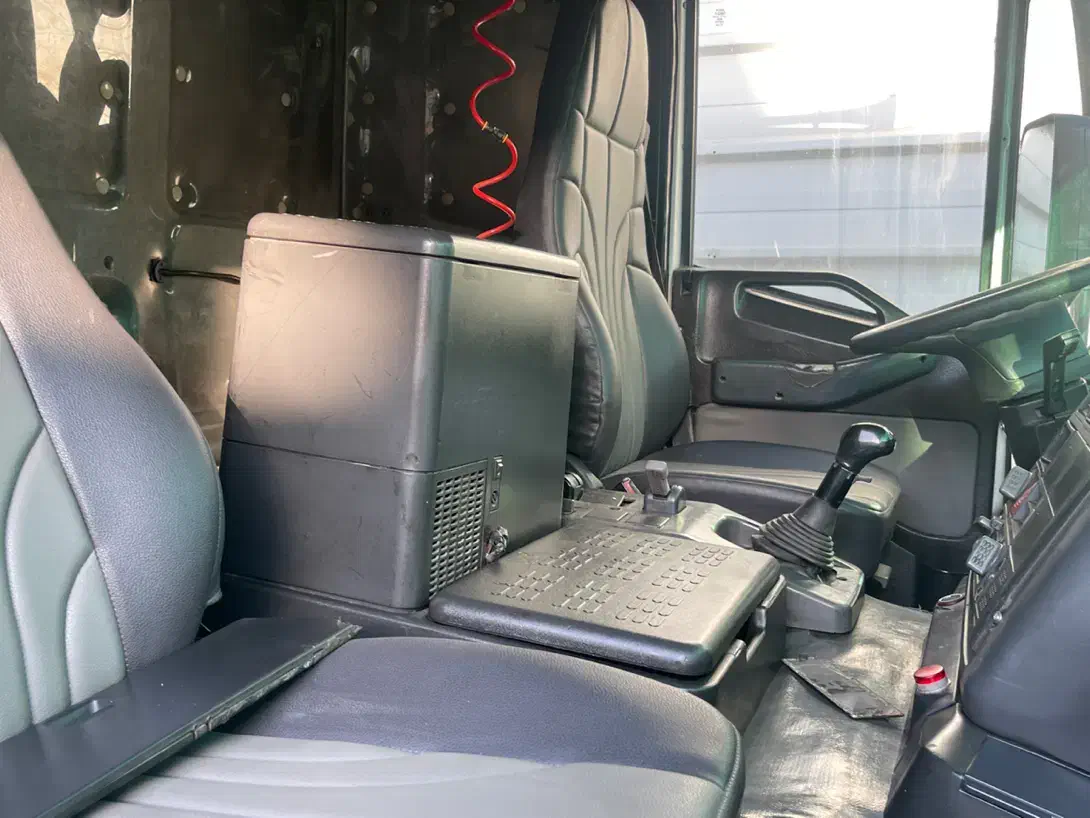 اویکو۷۲۰مدل ۸۶|خودرو سنگین|شیراز, شهرک امیر کبیر|دیوار