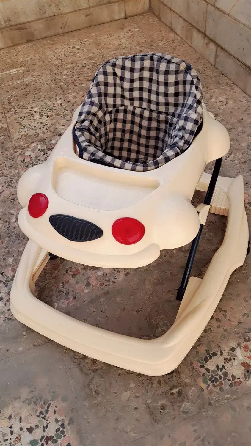 روروعک نو نو فقط ۵۰۰|کالسکه و لوازم جانبی|کاشان, زیدی|دیوار