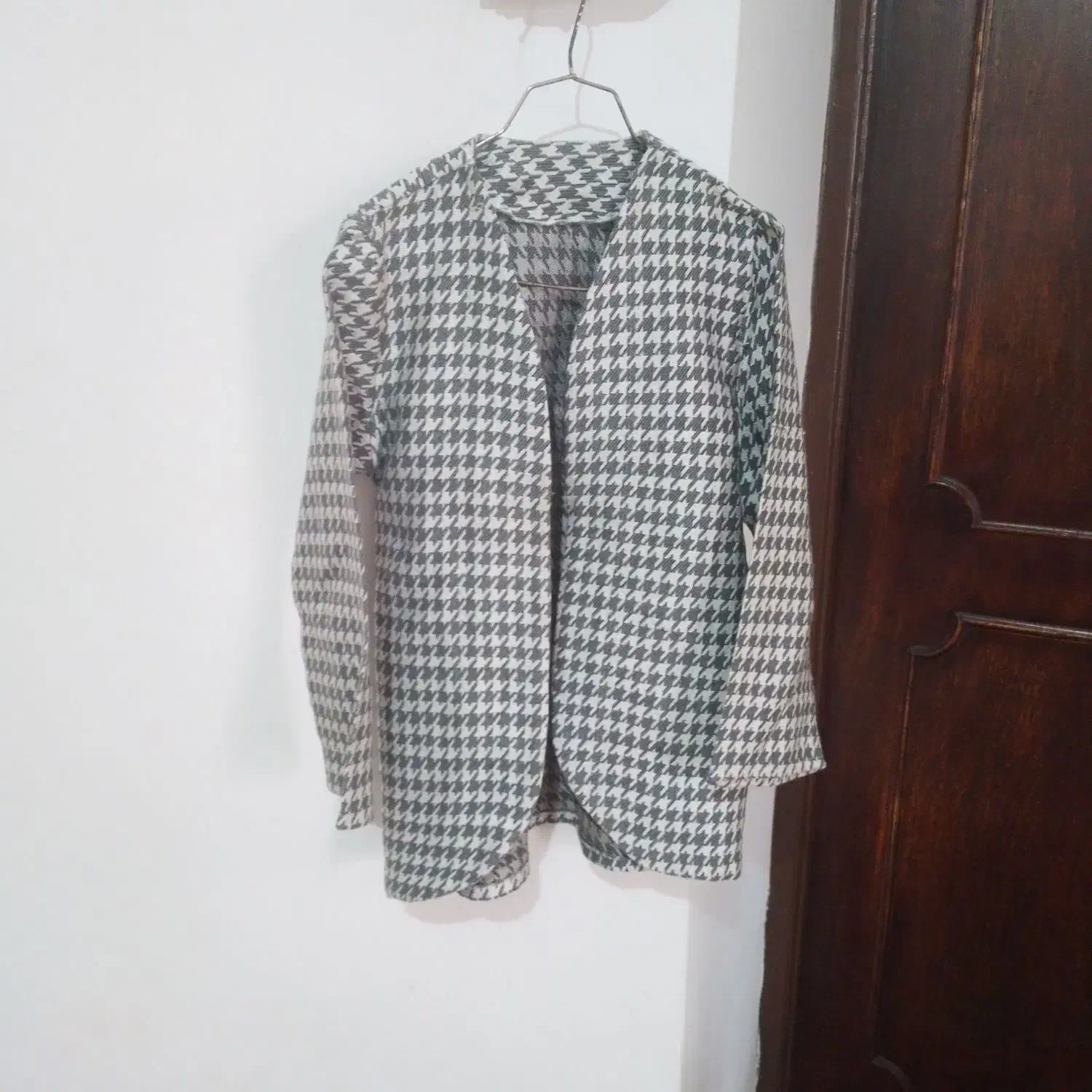 کت تک|لباس|لنگرود, |دیوار